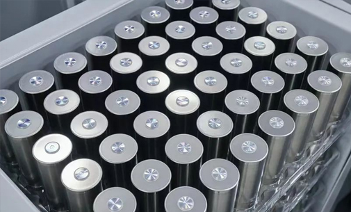 Is an electric vehicle coming when its range exceeds 1000 kilometers?